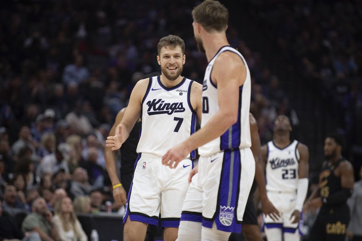 sakramento-kingks-nioy-orleans-pelikans-120424