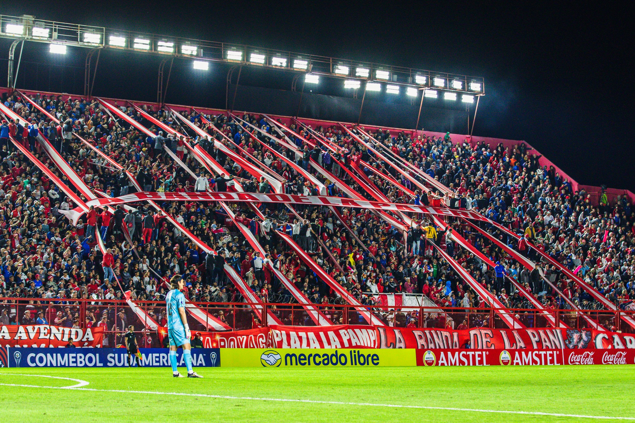 arxentinos-tzoyniors-rozario-sentral-110524