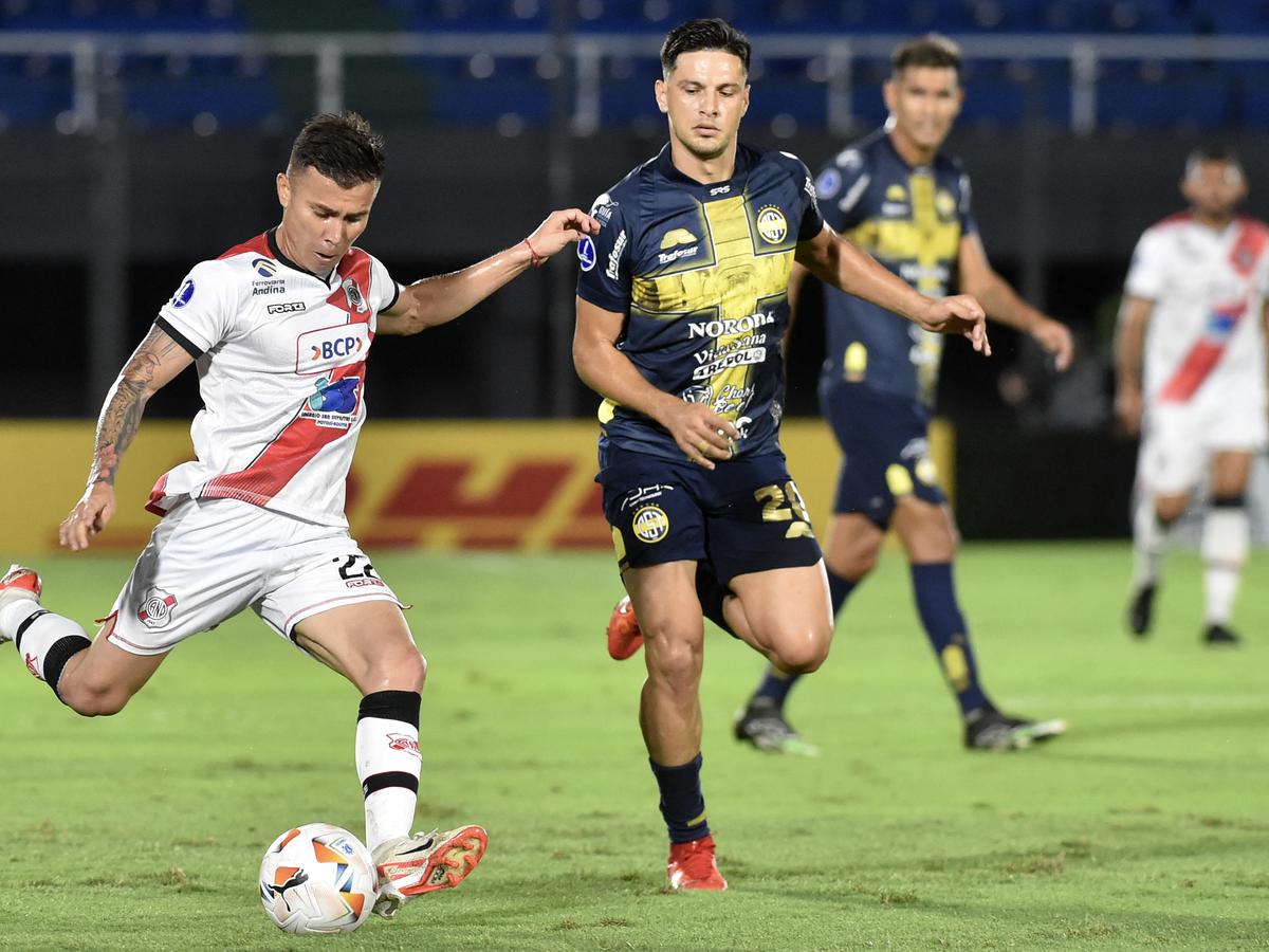 nasional-potosi-trinintense-150524