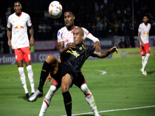 Κοκίμπο Ουνίδο - Μπραγκαντίνο