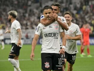 Κορίνθιανς - Ζουβεντούδε