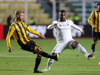 Γκρέμιο - Δε Στρόνγκεστ