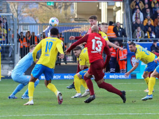 Καϊζερσλάουτερν - Άιντραχτ Μπράουνσβαϊγκ