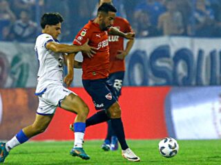 Ιντεπεντιέντε - Βελέζ Σάρσφιλντ