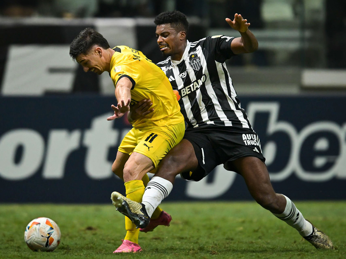 peniarol-atletiko-mineiro-150524