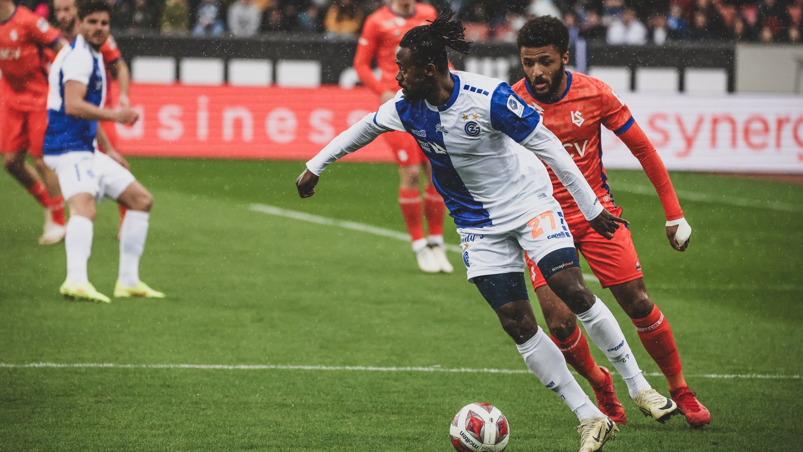 lozani-gkrasxopers-210524