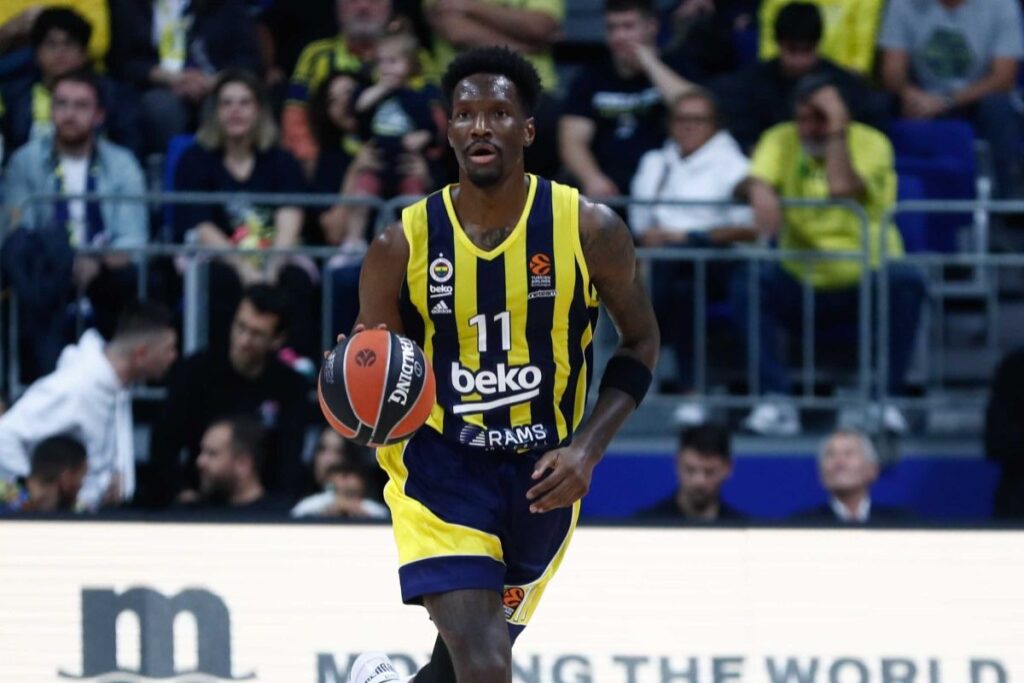 Betsson - Euroleague: Άλλη ομάδα με Σάρας η Φενέρμπαχτσε