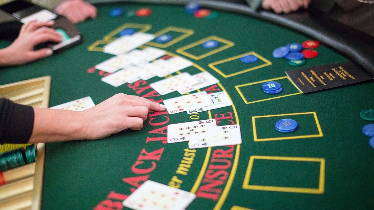 Έβγαλε στο Youtube κόλπα για νίκες στο καζίνο και δεν τον άφησαν να ξαναπαίξει!