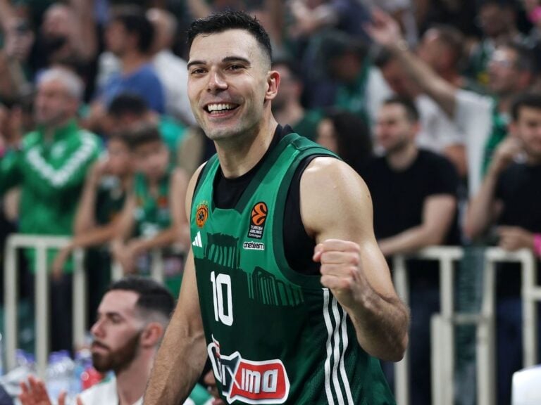 κατέρριψε-ρεκόρ-ο-σλούκας-απέναντι-στ-301048