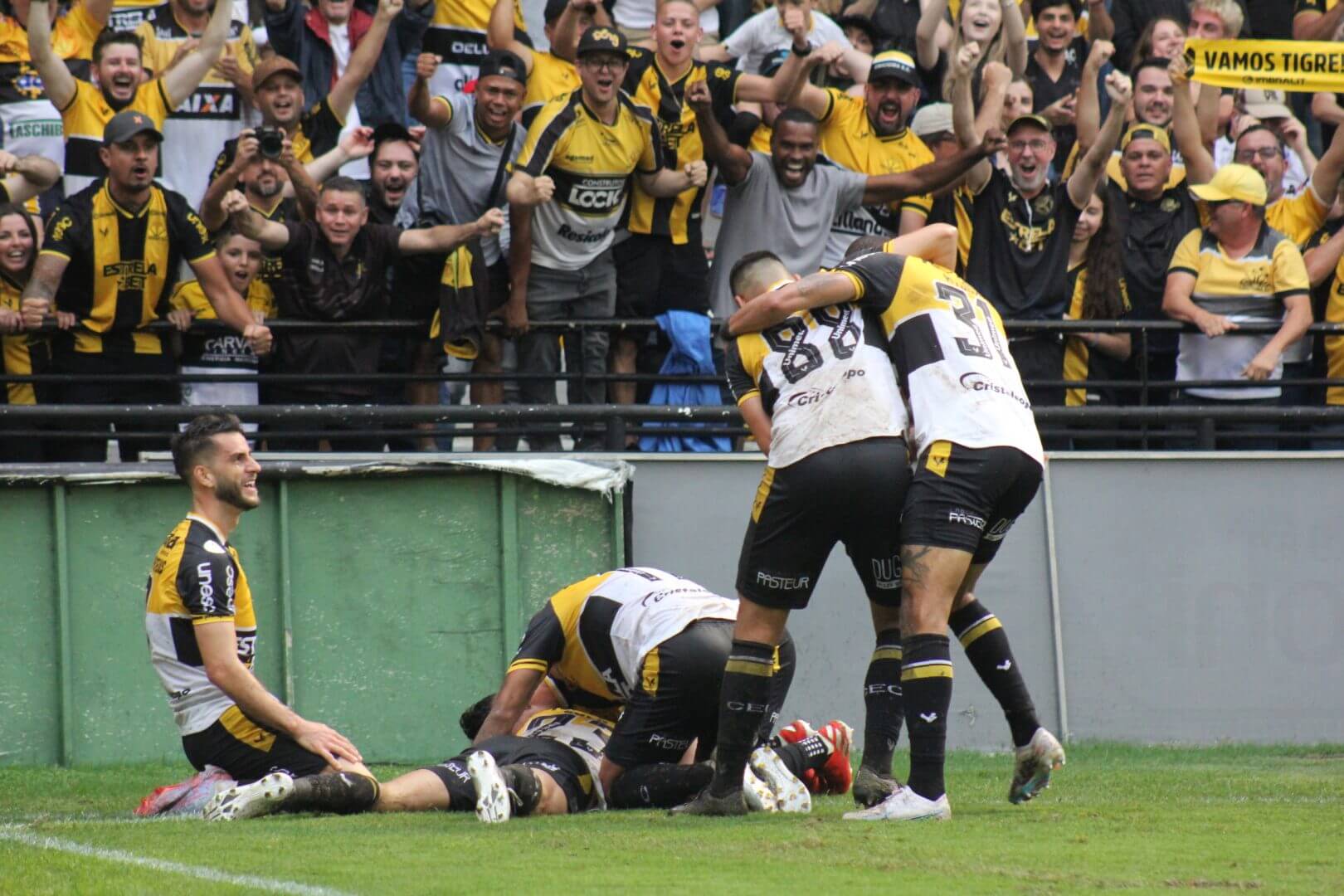 krisioyma-atletiko-paranaense-230924