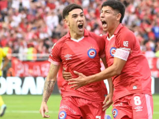 Αρχεντίνος Τζούνιορς - Σεντράλ Κόρδοβα