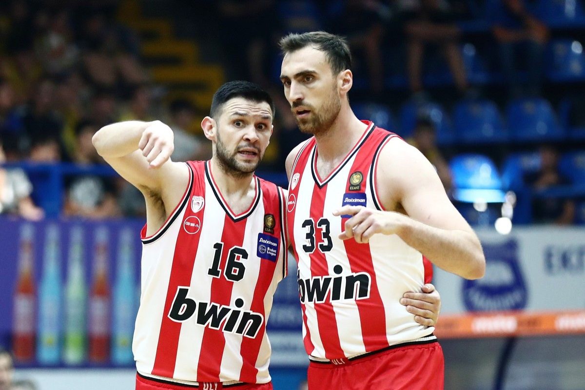 Μιλουτίνοβ-Παπανικολάου