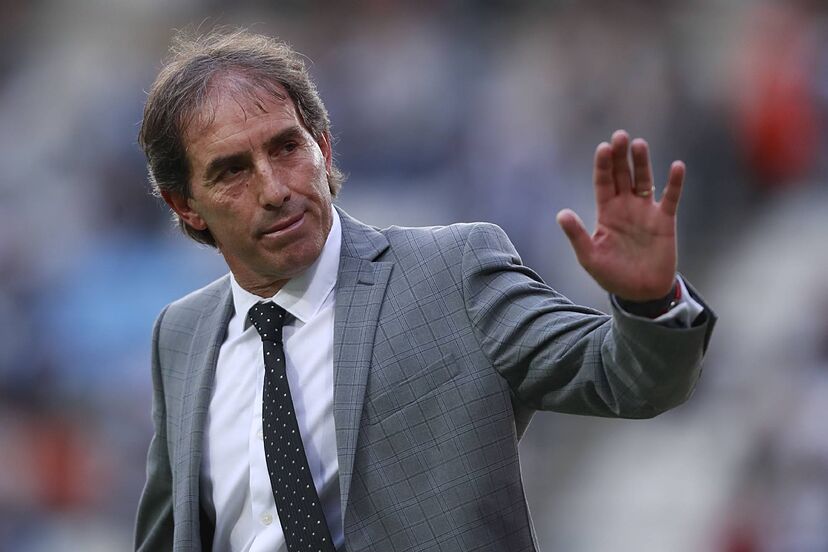 leon-patsoyka-140724