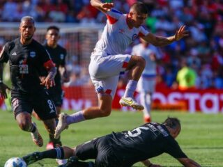 Ντεπορτίβο Ριέστρα - Αρχεντίνος Τζούνιορς