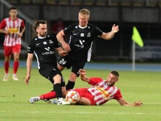 Μπρέινταμπλικ - Τίκβες Καβαντάρτσι