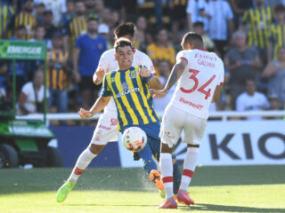 Ροζάριο Σεντράλ - Ουρακάν