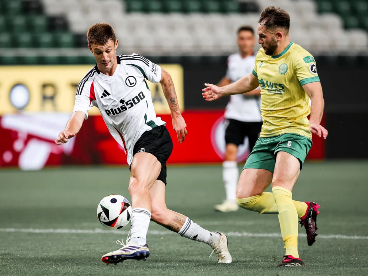 kaernarfon-legkia-varsovias-010824