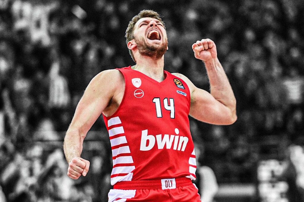 Σούπερ μακροχρόνια στοιχήματα για Ολυμπιακό και Βεζένκοβ