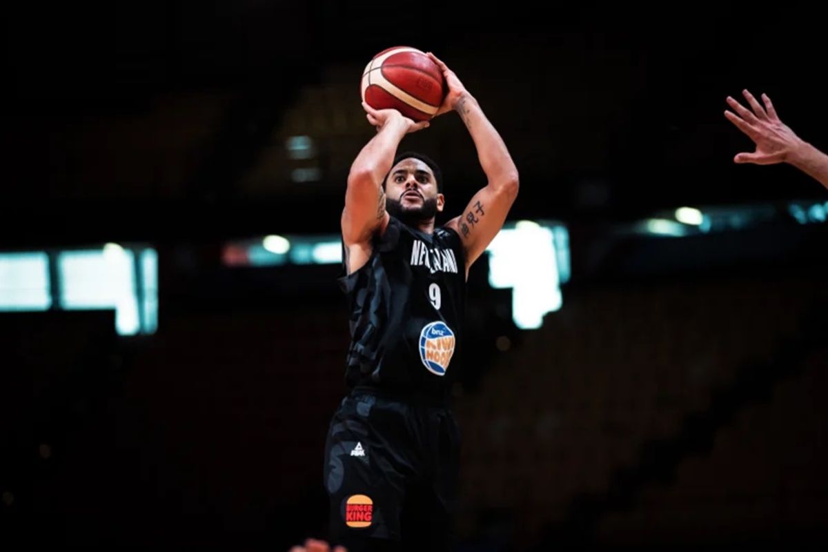 nea-zilandia-slovenia-040724