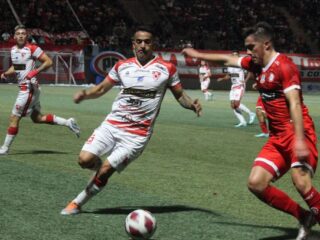 Ουνιόν Λα Καλέρα - Ντεπόρτες Κοπιαπό