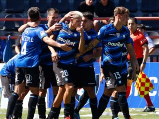 Ουνιόν Εσπανιόλα - Ουατσιπάτο