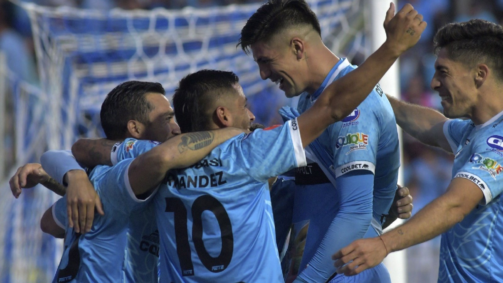 nteportes-ikike-oynion-la-kalera-040824