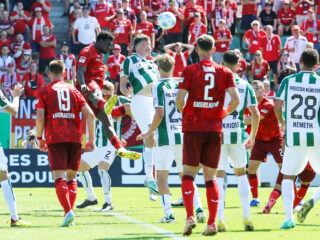 Καϊζερσλάουτερν - Πρόισεν Μούνστερ