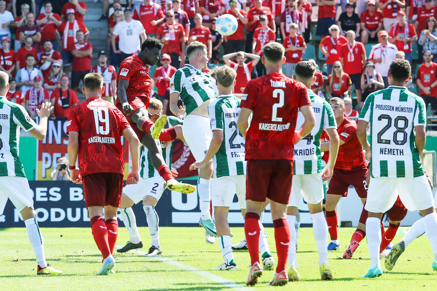 kaizerslaoytern-proisen-moynster-020225