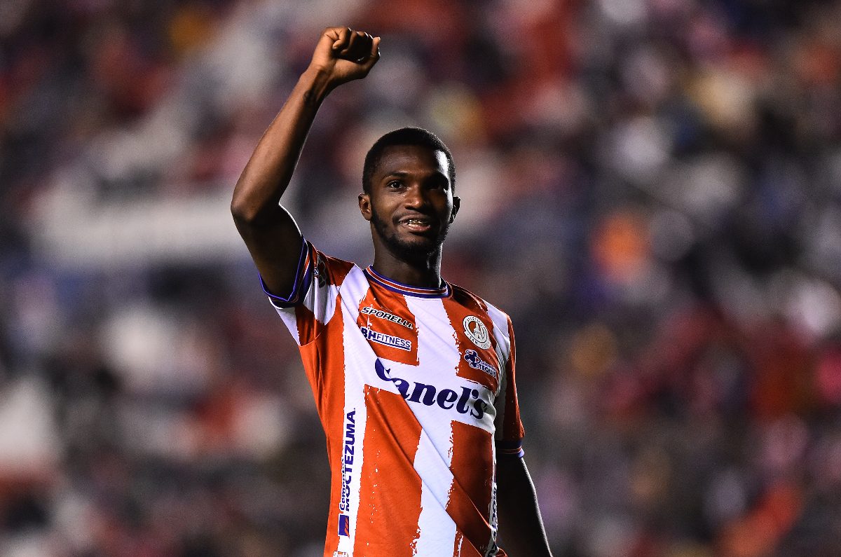 atletiko-san-loyis-toloyka-170425