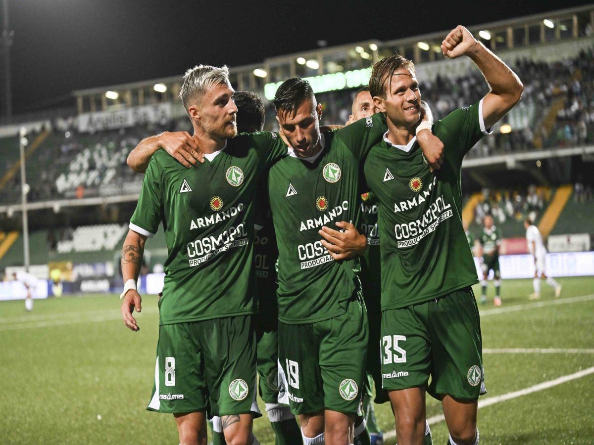 oyntineze-avelino-090824