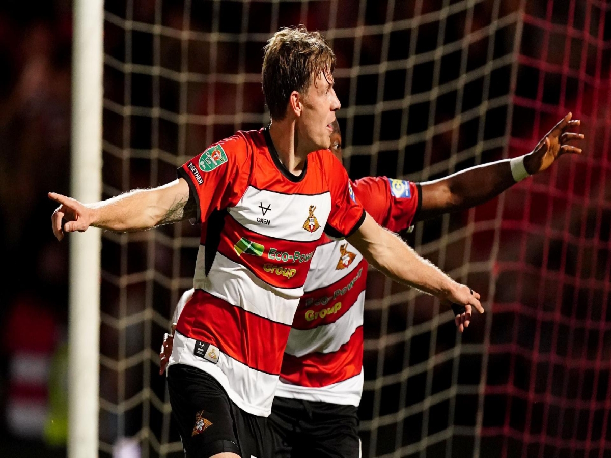 salfornt-siti-ntonkaster-130824