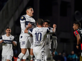 Μπελγκράνο - Χιμνάσια Λα Πλάτα