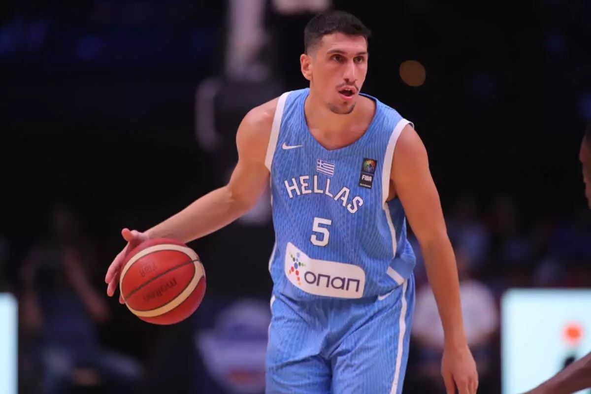 «Κρυφό χαρτί» ο Λαρεντζάκης