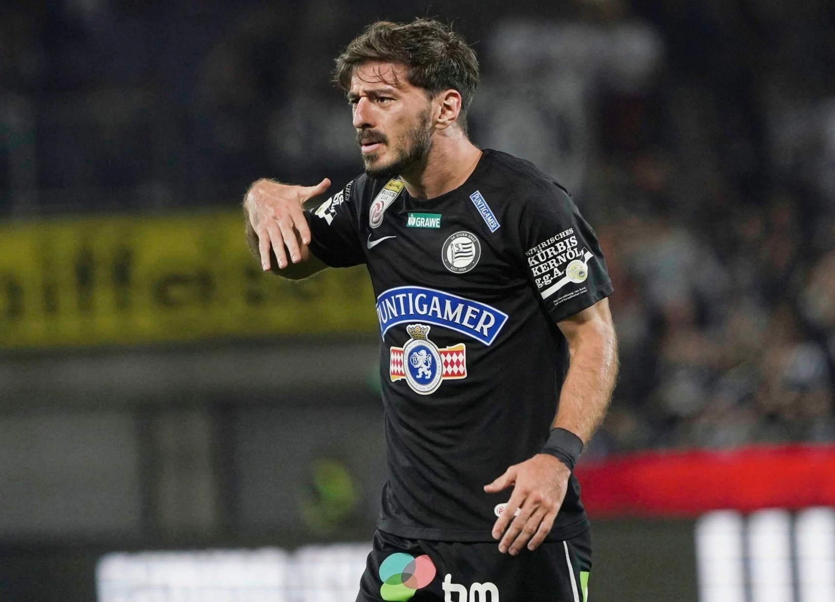 Ο MVP της Α Αυστρίας Όταν Κιτεϊσβίλι με τη φανέλα της Στουρμ Γκρατς