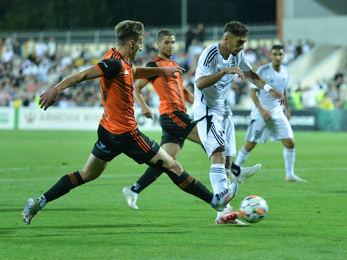 royzomperok-artsak-290824