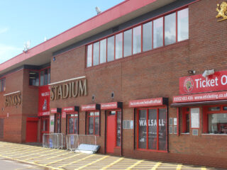 Γουόλσολ - Χάντερσφιλντ