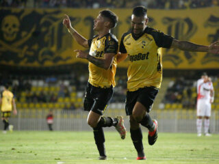 Κοκίμπο Ουνίδο - Άουνταξ Ιταλιάνο