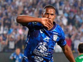 Πατσούκα - Λεόν