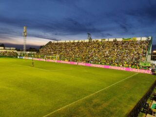 Ντεφένσα Χουστίσια - Σαν Λορέντζο