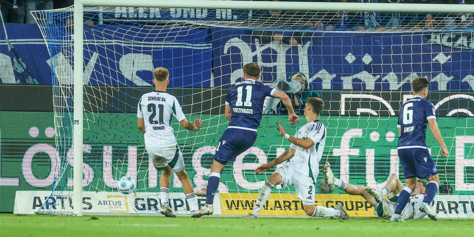 salke-ntarmstant-200924