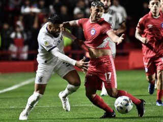 Ιντεπεντιέντε - Αρχεντίνος Τζούνιορς