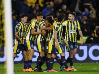 Ροζάριο Σεντράλ - Βελέζ Σάρσφιλντ