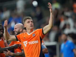 Μπασάκσεχιρ - Κόνιασπορ