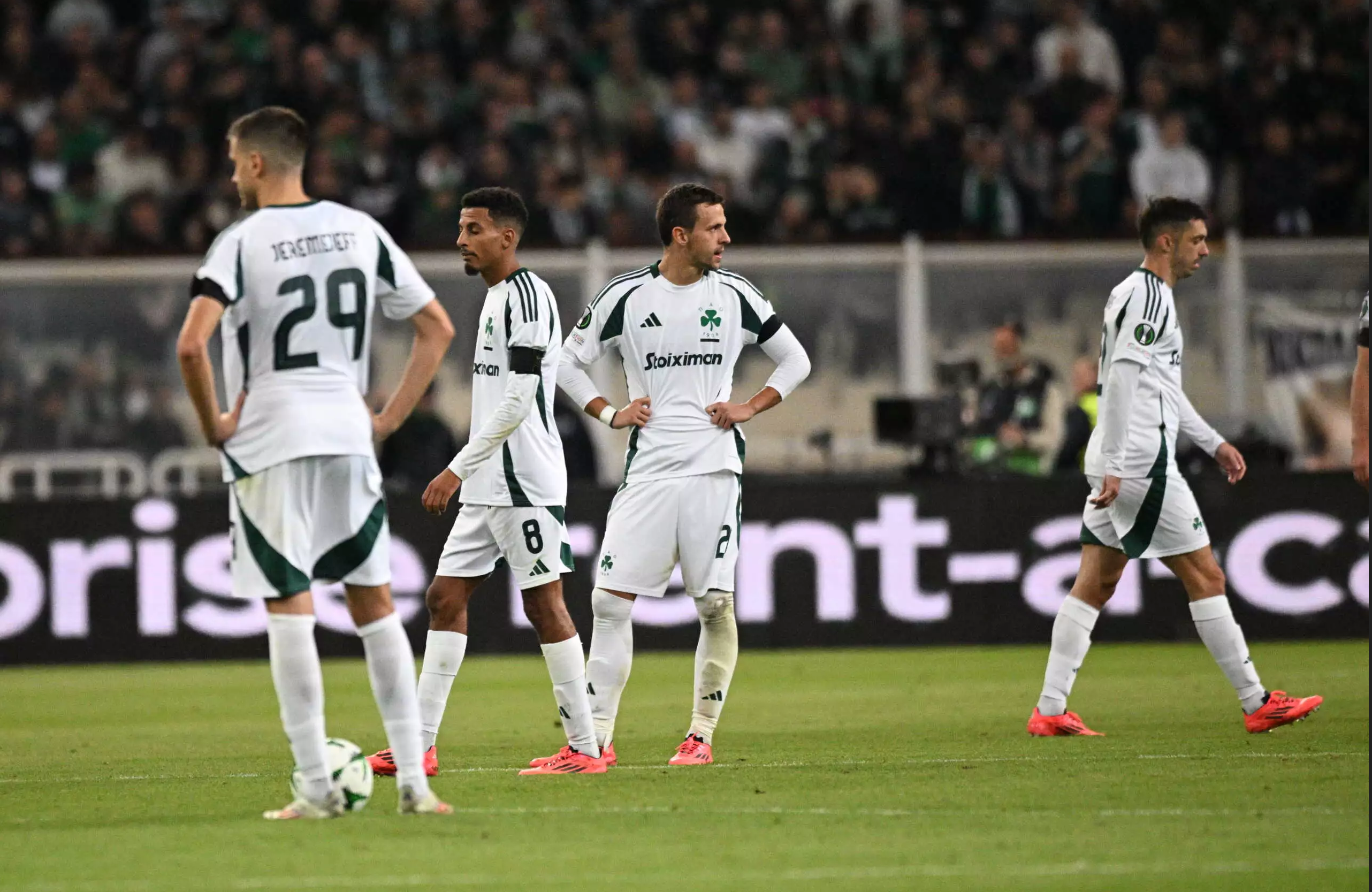 Ψάχνοντας την έξοδο από μια κρίση διαρκείας