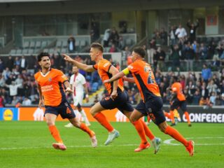 Μπασάκσεχιρ - Γκαζιάντεπ