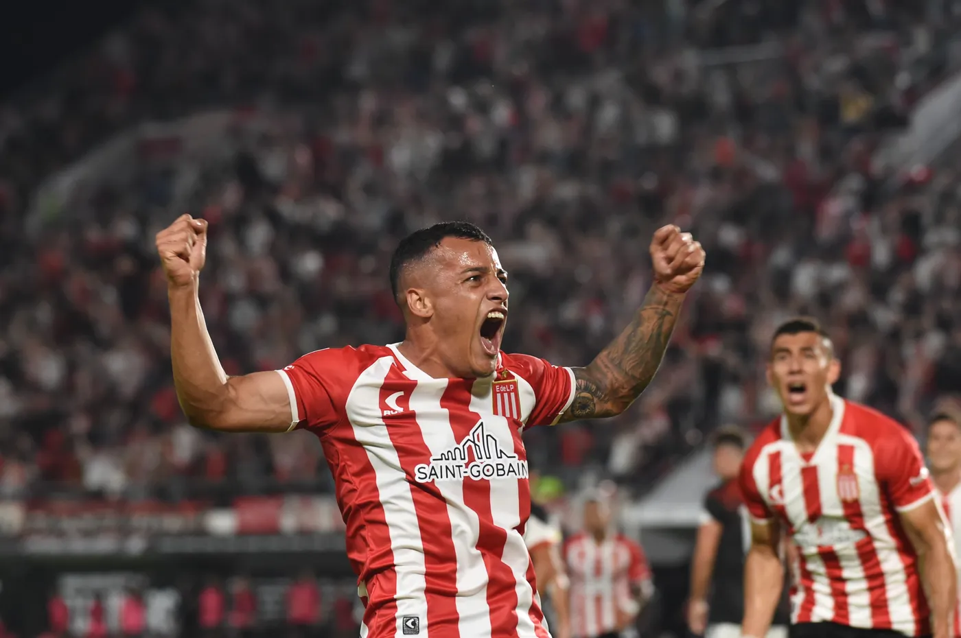 mparakas-sentral-estoydiantes-251024