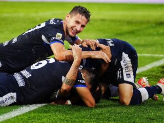 Σαρμιέντο - Χιμνάσια Λα Πλάτα