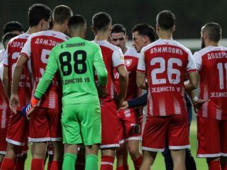 Γεντίνστβο - Τσουκάριτσκι