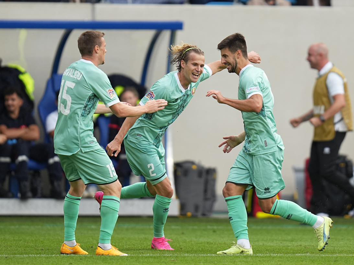 leykorosia-voreia-irlandia-121024