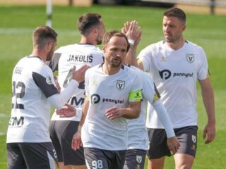 Μακάρθουρ - Περθ Γκλόρι